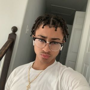 Meet your Posher, Junior